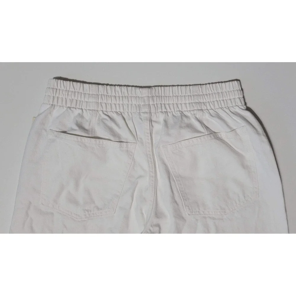 NWT Universal Thread Extra Wide Leg White Jeans